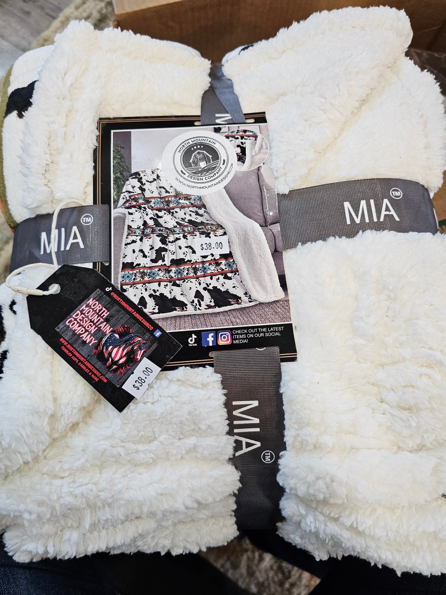Mia Plush Sherpa Queen Cow Aztec Blanket