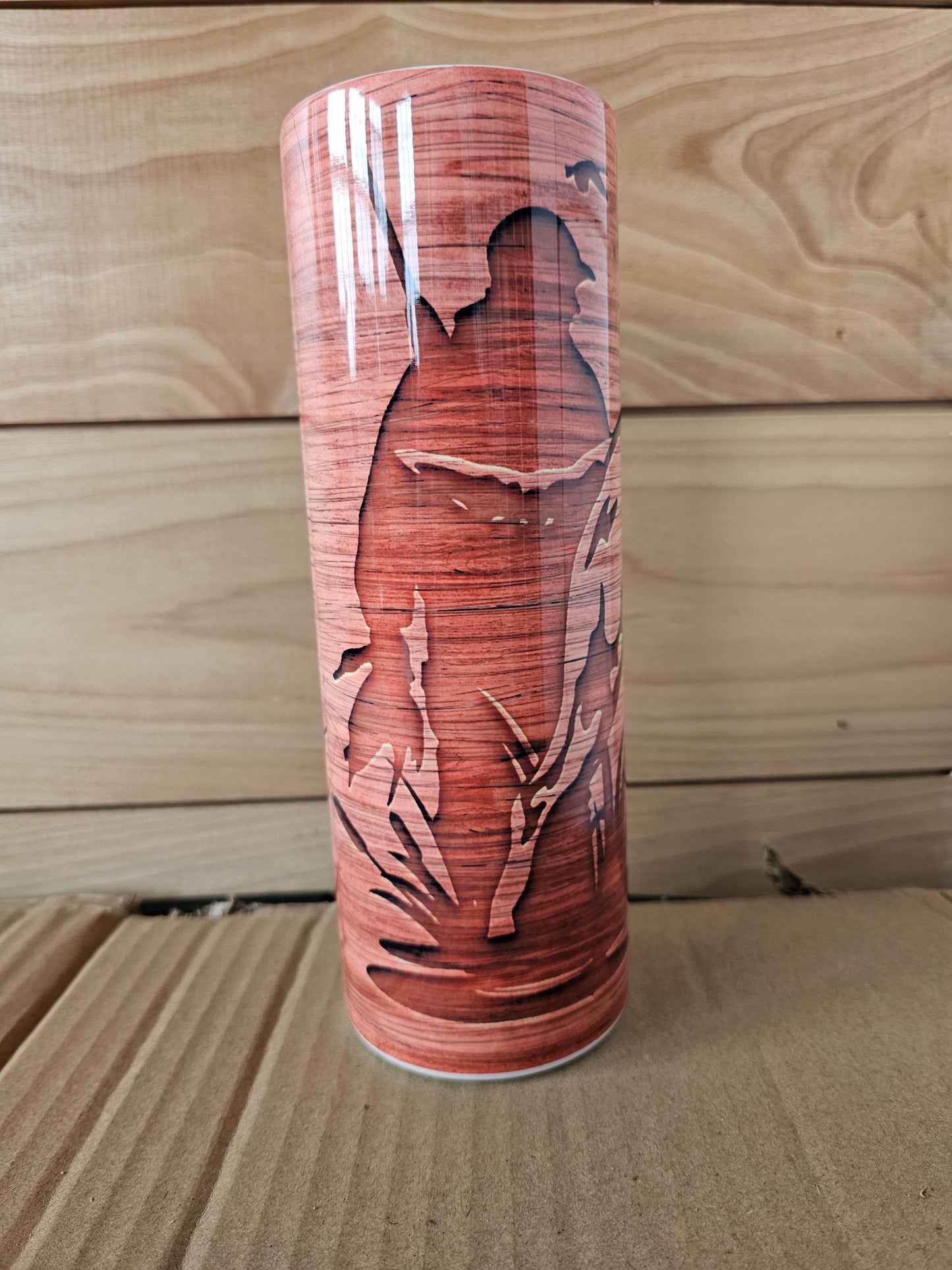 Duck Hunting Lab Carved Wood 20oz