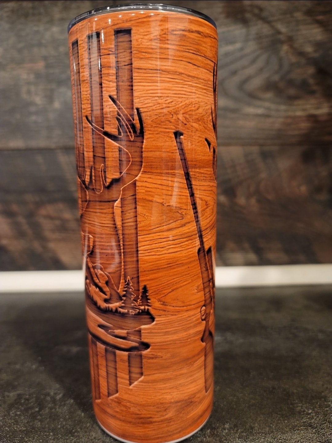 Hunting Wood Carving 20oz